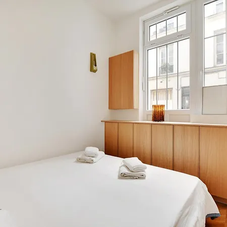 Belleville Republique Apartment *